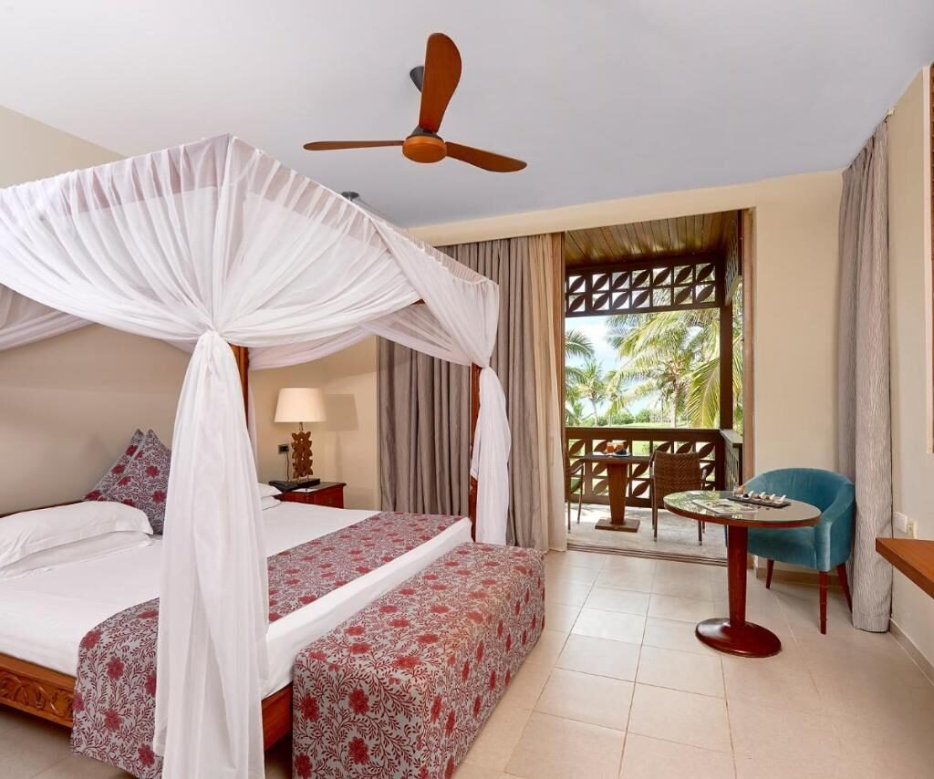 Zanzibar Beach and Stone Town - Tanzania safari in November