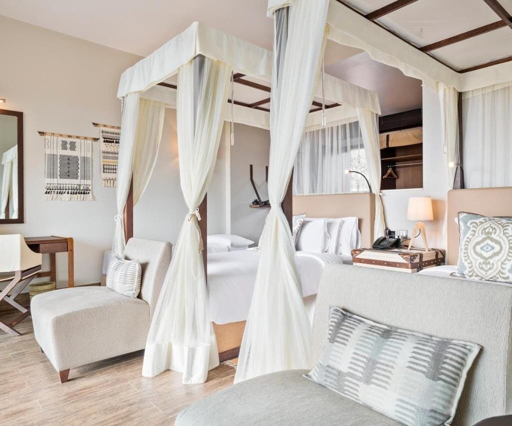 Golden Plains and Clear Light - Tanzania safari in June