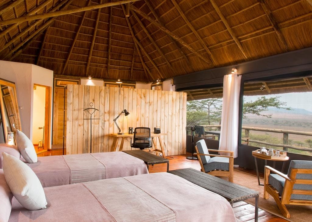 Lahia Tented Lodge - Serengeti safari in April