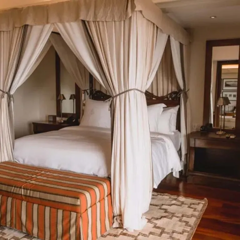 Four Seasons Serengeti Lodge