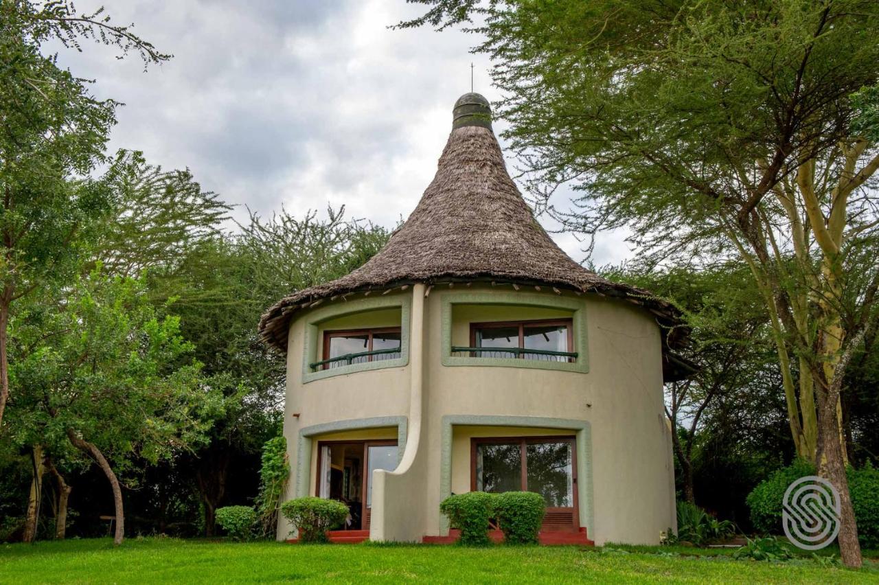 Lake Manyara Serena Lodge - Tanzania Safari