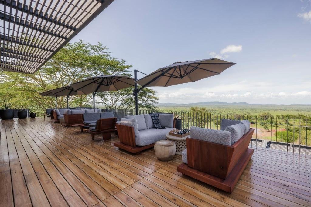 7-Day Best of Serengeti Safari - Tanzania safari in April