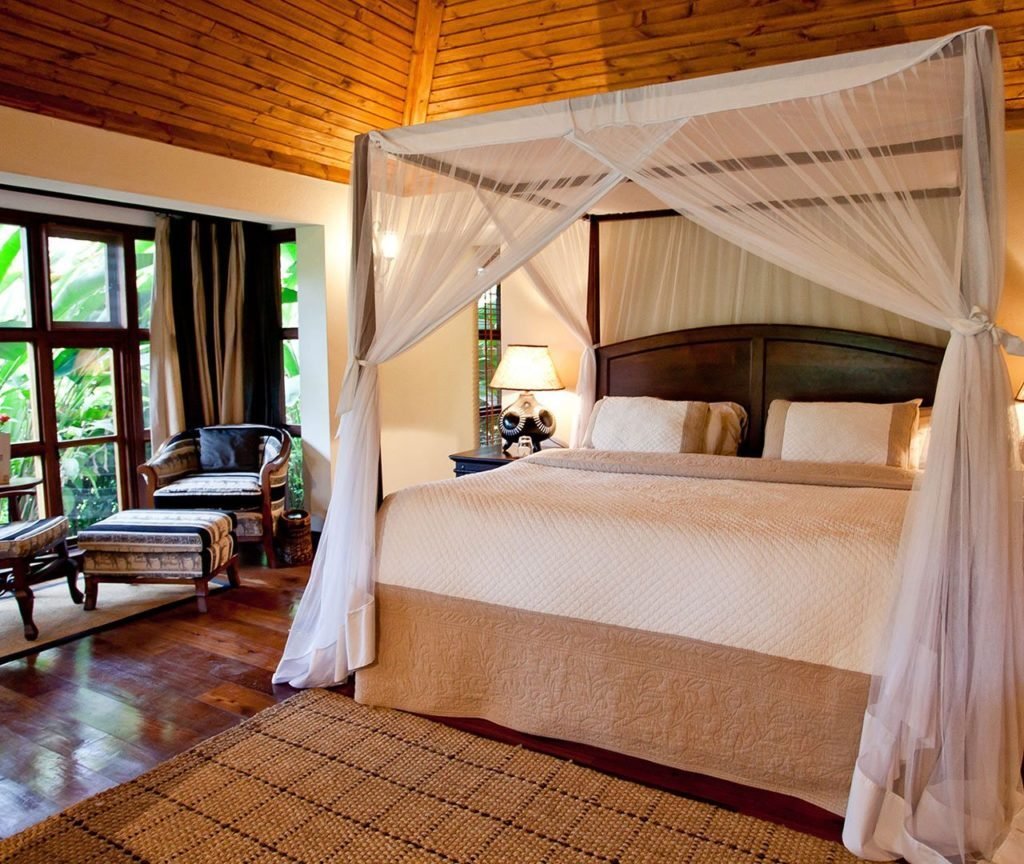 Legendary Lodge - Climbing Kilimanjaro in February