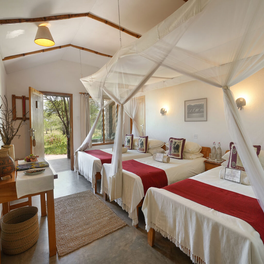 Ndutu Safari Lodge Triple room1