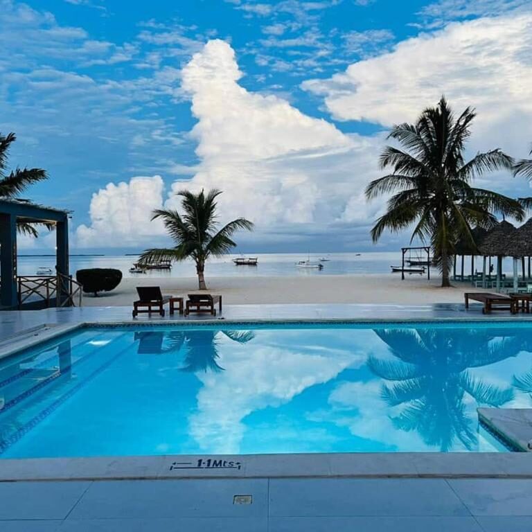 Sunset Kendwa Beach Hotel